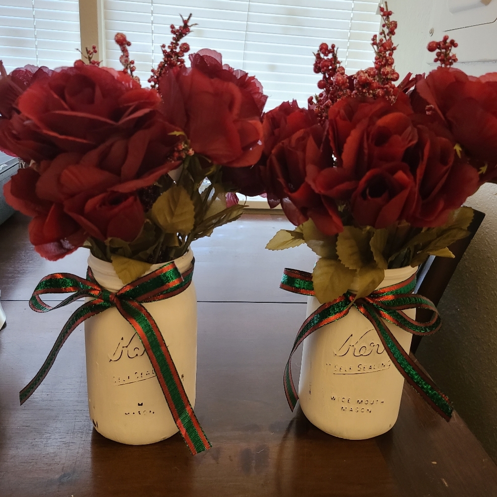 Christmas themed mason jar set